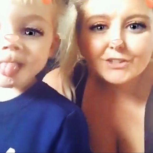 Meet your Posher, Manda - Picture 7 of 8